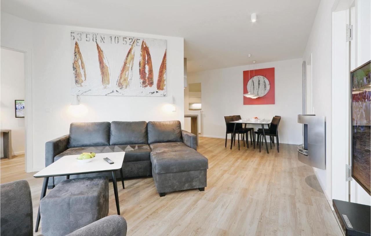 Lovely Apartment In Luebeck Travemuende With Sauna Bagian luar foto