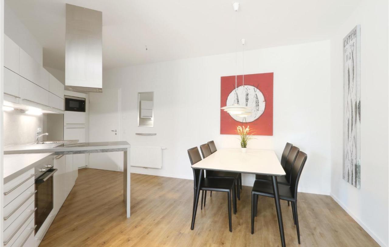 Lovely Apartment In Luebeck Travemuende With Sauna Bagian luar foto