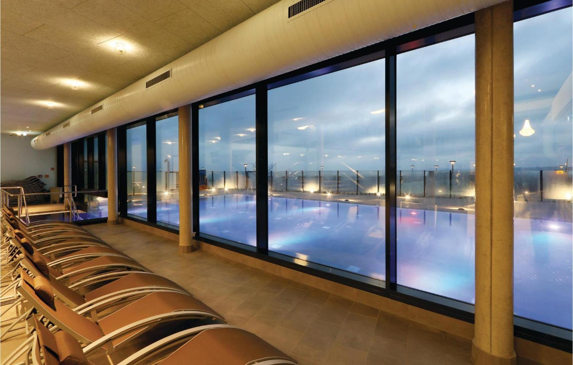 Lovely Apartment In Luebeck Travemuende With Sauna Bagian luar foto